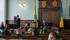 Δ.Σ. Τσερνιβτσί στέρησε από την ενορία της UOC το δικαίωμα χρήσης οικοπέδων