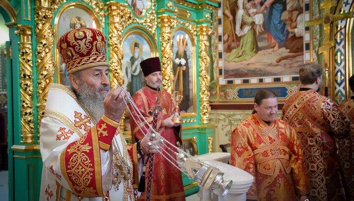 Предстоятель УПЦ возглавил литургию в храме Агапита Печерского. Фото: lavra.ua