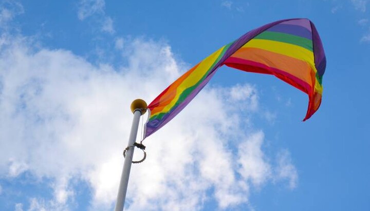 ЛГБТ-флаг. Фото: goldenshrimp/Depositphotos