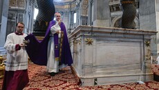 У Ватикані провели покаянну службу через осквернення вівтаря голою людиною