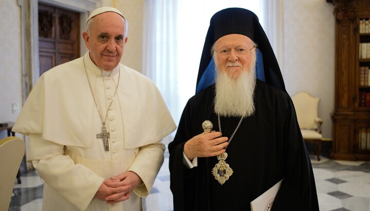 Πάπας Ρώμης και Πατριάρχης Βαρθολομαίος. Φωτογραφία: Romfea