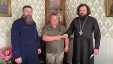 Православні діти Рівненщини передали гроші військкомату на купівлю машини