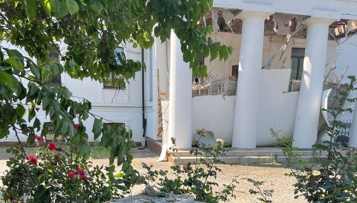 Пошкоджено будинок із храмом Касперівської ікони. Фото: УПЦ