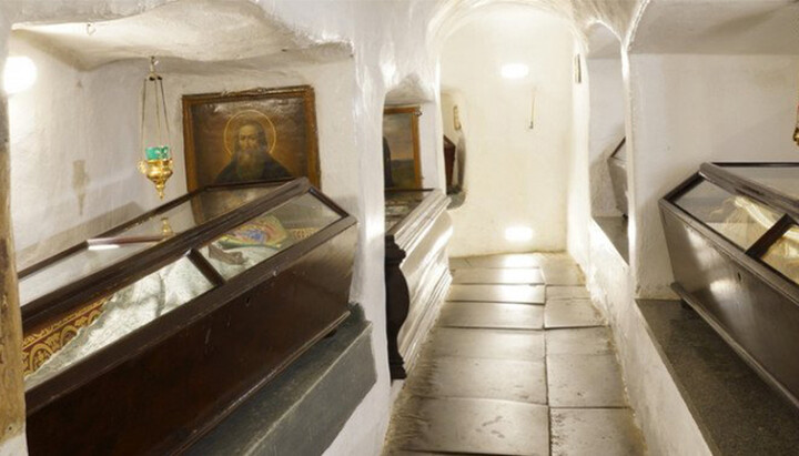 Τα λείψανα των οσίων πατέρων των Σπηλαίων. Φωτογραφία: Ιστοσελίδα της Λαύρας Σπηλαίων του Κιέβου