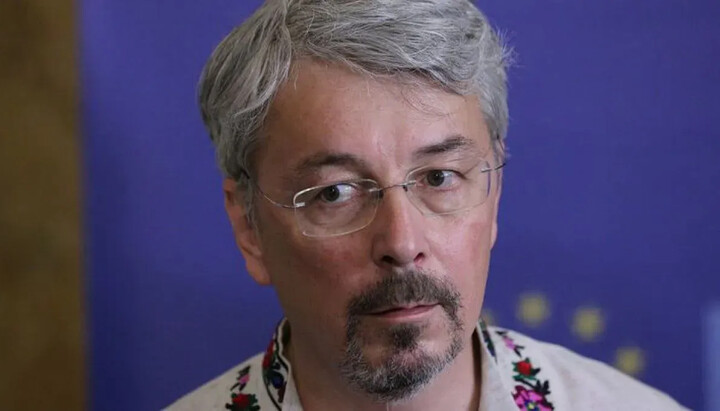 Міністр культури та інформаційної політики Олександр Ткаченко. Фото: скріншот відео телемарафону «Єдині новини»