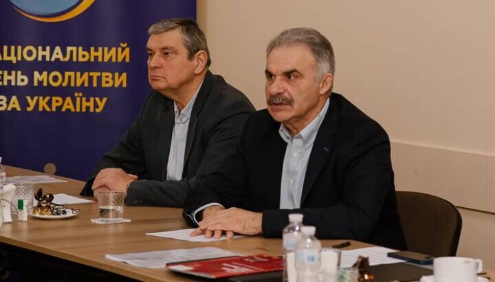 The head of DESS, Viktor Yelensky (right), and his deputy Viktor Voinalovych. Photo: facebook.com/repcu.org