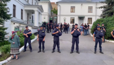 Ουκρανικές αρχές ξεκίνησαν «ειδική επιχείρηση» στη Λαύρα από τις 6 το πρωί