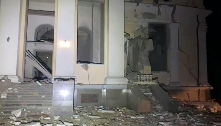 Καταστράφηκε ο καθεδρικός ναός της Μεταμόρφωσης του Σωτήρος στην Οδησσό. Φωτογραφία: Πρωτοδιάκονος Andrei Palchuk