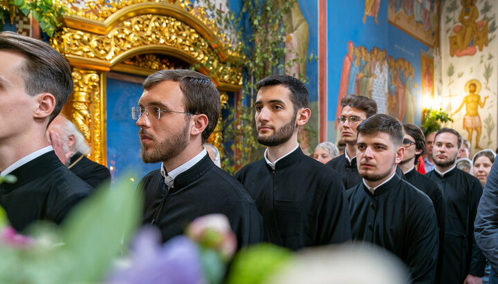 Студенты Киевской духовной академии и семинарии. Фото: news.church.ua