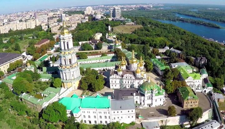 Стало известно, кто вскрыл опечатанное помещение Киево-Печерской лавры