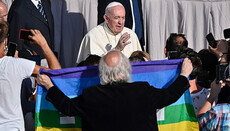 Папа римський – трансгендеру: Не здавайся, рухайся вперед!