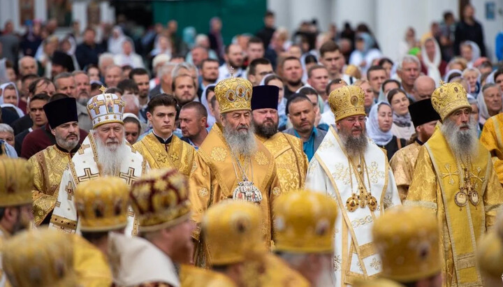 Божественна літургія в Києво-Печерській лаврі в день 1035-річчя Хрещення Русі. Фото: news.church.ua