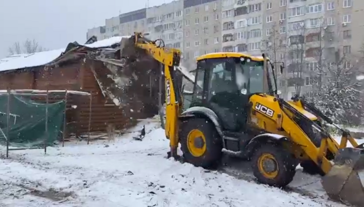 The demolition of the last church of the UOC in Lviv. Photo: Kozitsky's Telegram channel