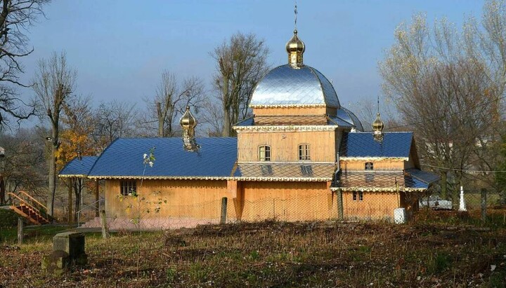 Храм Рождества Пресвятой Богородицы в Видневе. Фото: mewikisv.com