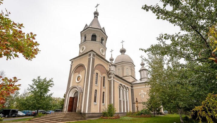The Trinity Cathedral of the UOC in the village of Irkliiv. Photo: cherkasy.church.ua