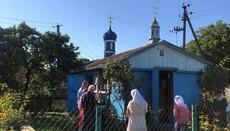 В Бадовке община УПЦ в престольный праздник молилась в храме-вагончике