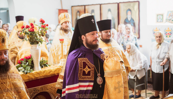 Архієпископ Віктор освятив храм УПЦ. Фото: facebook Хмельницької єпархії