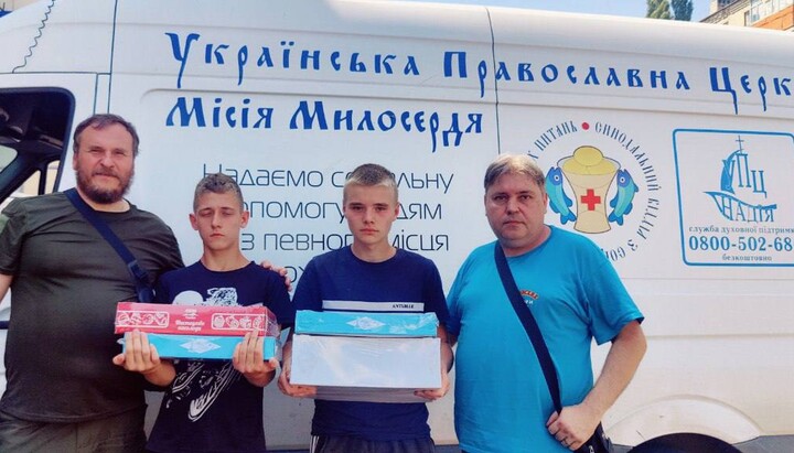 Гумдопомога для мешканців Донецької і Харківської областей. Фото: blago_church_ua