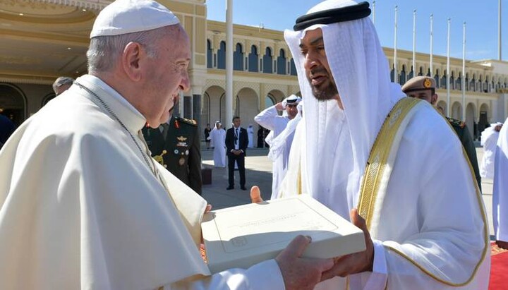 Pope Francis and Crown Prince of Abu Dhabi. Photo: Vatican