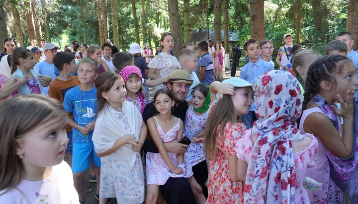 Православный лагерь в Закарпатье принял около 200 детей. Фото: страница Мукачевской епархии УПЦ в Facebook