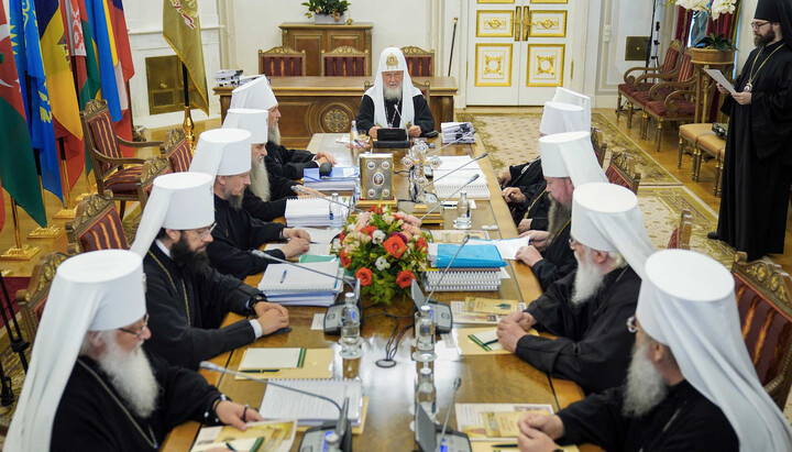 Συνεδρία Ιεράς Συνόδου της Ρωσικής Ορθόδοξης Εκκλησίας. Φωτογραφία: patriarchia.ru