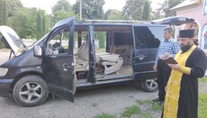 Громада УПЦ на Буковині передала ЗСУ четвертий автомобіль