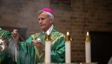 Єпископ РКЦ: Содоміти і перелюбники без покаяння не можуть причащатися