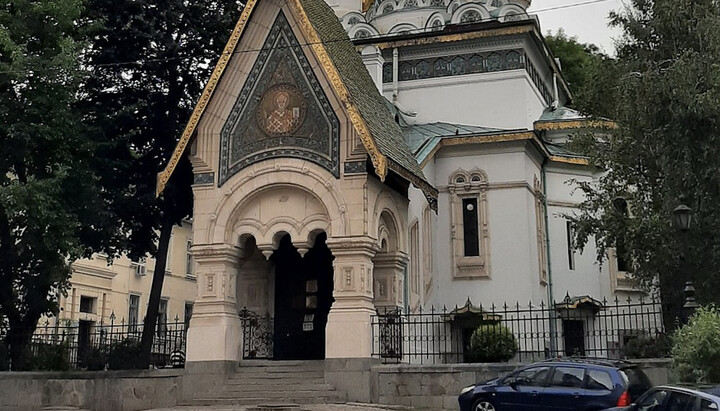 Подвір'я РПЦ у Софії. Фото: tripadvisor.ru