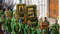 В Святогорской лавре отпраздновали 15-летие канонизации 17 преподобных