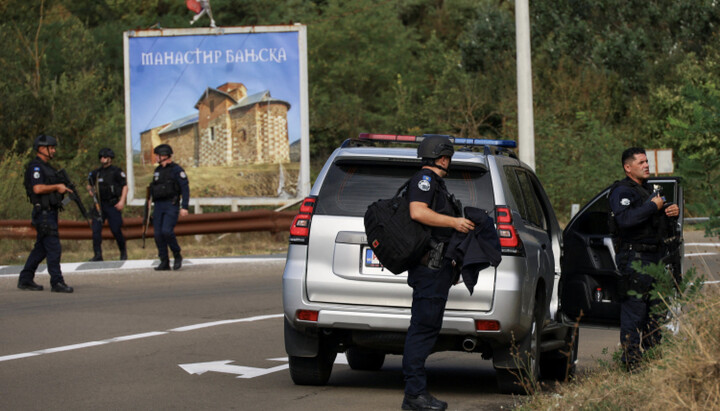 Δυνάμεις ασφαλείας του Κοσσυφοπεδίου κοντά στο μοναστήρι Μπάνια. Φωτογραφία: 5-tv.ru