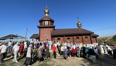 В Крестовоздвиженском монастыре в Долине Крестов освятили новый храм УПЦ