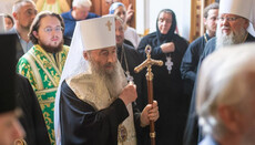 PF Onufrie a slujit în catedrala distrusă de bombardamente din Odesa 