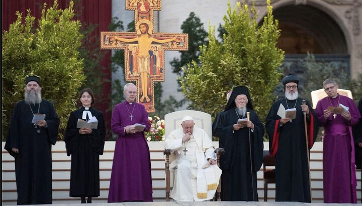 An ecumenical prayer service at the Vatican. Photo: orthodoxianewsagency.gr