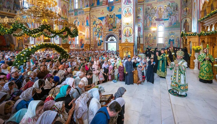 Блаженнейший Митрополит Онуфрий на литургии в Одесском Успенском монастыре. Фото: news.church.ua