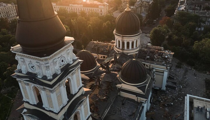 Ruined Transfiguration Cathedral in Odesa. Photo: t.me/V_Zelenskiy_official