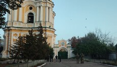Представители Нацзаповедника опечатали кафедральный собор УПЦ в Чернигове