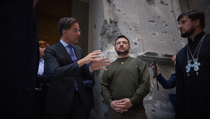 Rutte, Zelensky and the sacristan of the Transfiguration Cathedral in Odesa. Photo: President’s website