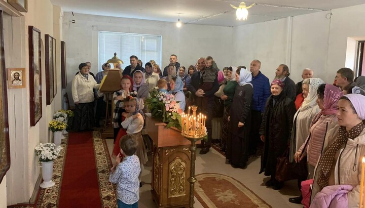 Перша літургія у новому храмі Житомирської єпархії УПЦ. Фото: zhytomyr-eparchy.org
