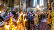 Предстоятель возглавил литургию в храме УПЦ на Приорке и освятил часовню