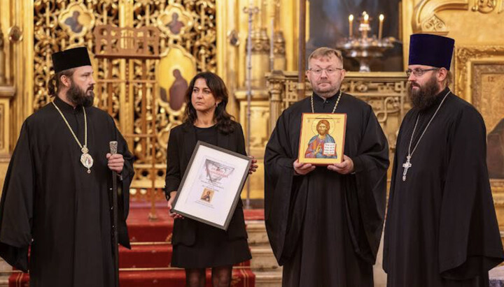 Clergy and volunteers of the UOC during the award ceremony in Warsaw. Photo: news.church.ua