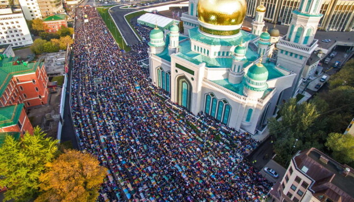 Οι μουσουλμάνοι στη Μόσχα ισχυρίζονται ότι ο αριθμός τους σήμερα ξεπερνά τα 4 εκατομμύρια Φωτογραφία: Πύλη Μουσουλμάνων της Μόσχας
