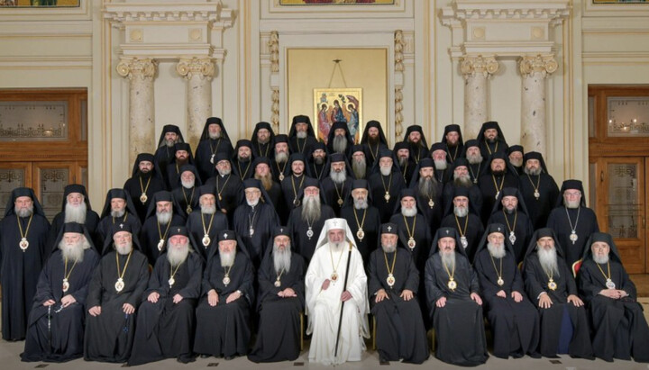 Члены Синода Румынской Церкви. Фото: mitropoliabasarabiei.md