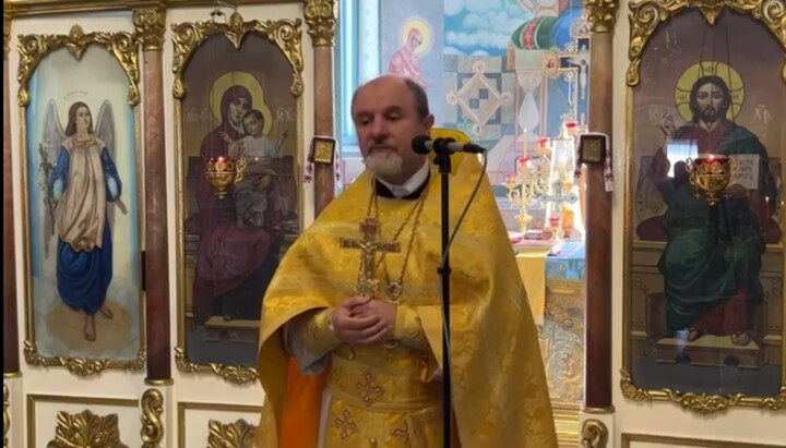 Archpriest Vasyl Balan, rector of the UOC church in the village of Murovani Kurylivtsi. Photo: a video screenshot of the 
