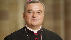 Епископ РКЦ в Германии призвал своих клириков «благословлять» гей-пары