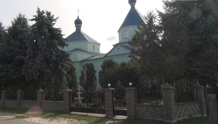 Храм УПЦ на честь святителя Миколая у с. Тріскині. Фото: rivne1.tv