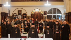 Українські архієреї відвідали парафію УПЦ у Брюсселі