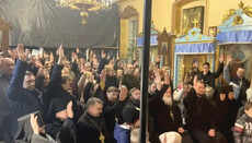 Віряни монастиря Різдва Богородиці Черкас підтвердили вірність УПЦ