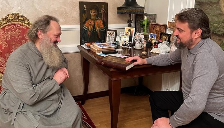 Ηγούμενος Λαύρας του Κιέβου και πρώην Μητροπολίτης Αλέξανδρος (Ντραμπίνκο). Φωτογραφία: Instagram του Α. Ντραμπίνκο