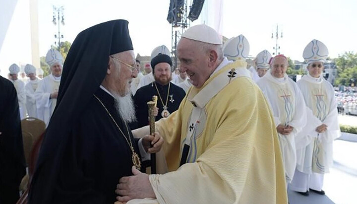 Патриарх Варфоломей и папа римский Франциск. Фото: 24tv.ua