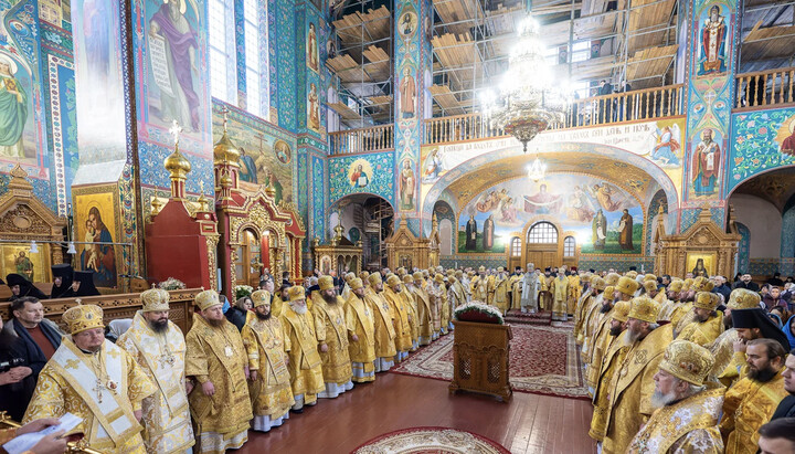 Богослужение в Феофании. Фото: news.church.ua